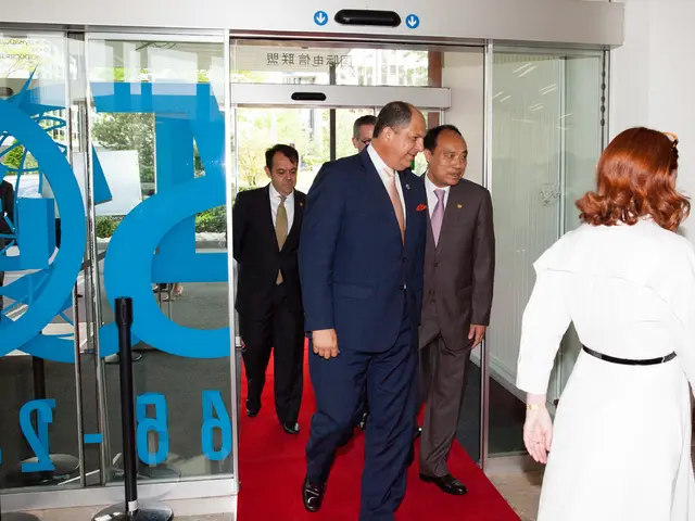 Symptoms Indicating a Prevalence of Negative Individuals in Your Social Circle: Identification and...