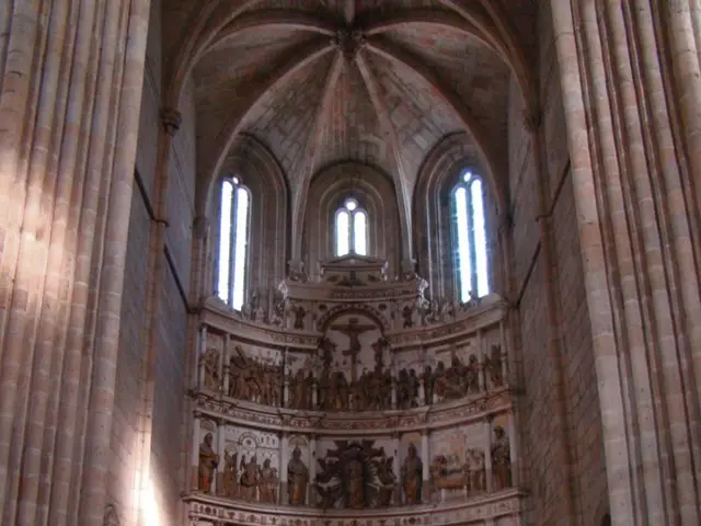Scaling Fort Lovrijenac, Dubrovnik's Hillside Fortress