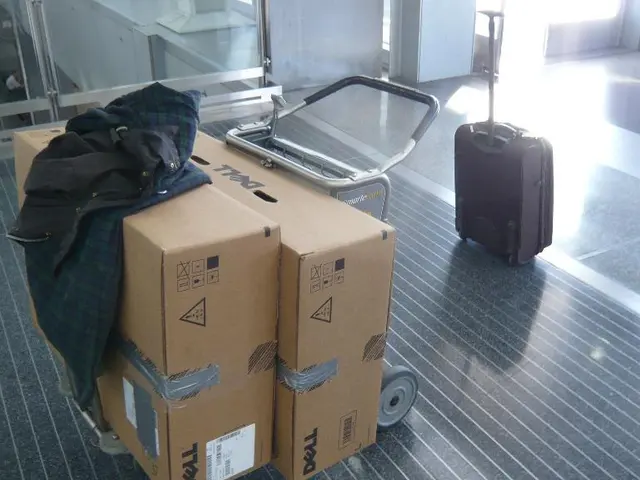 Premium Luggage Examined: Gomatic Method Carry-On Offers Hidden Compartment