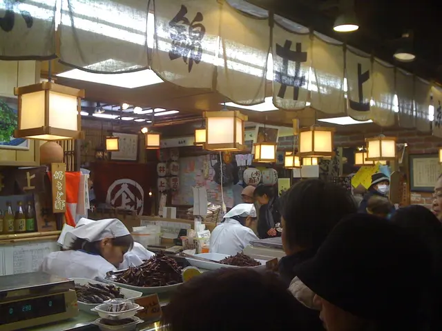 Resort on Lake Garda pleads for intervention against overbearing waitstaff causing disruption