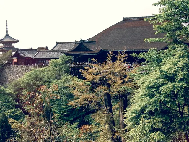 Javier Castañan Illustrates the majestic Castells, the iconic human towers of Catalonia